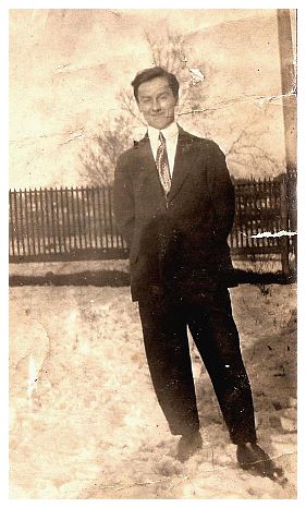 1919.. - Rob's father Wilfred Wiegand.jpg
